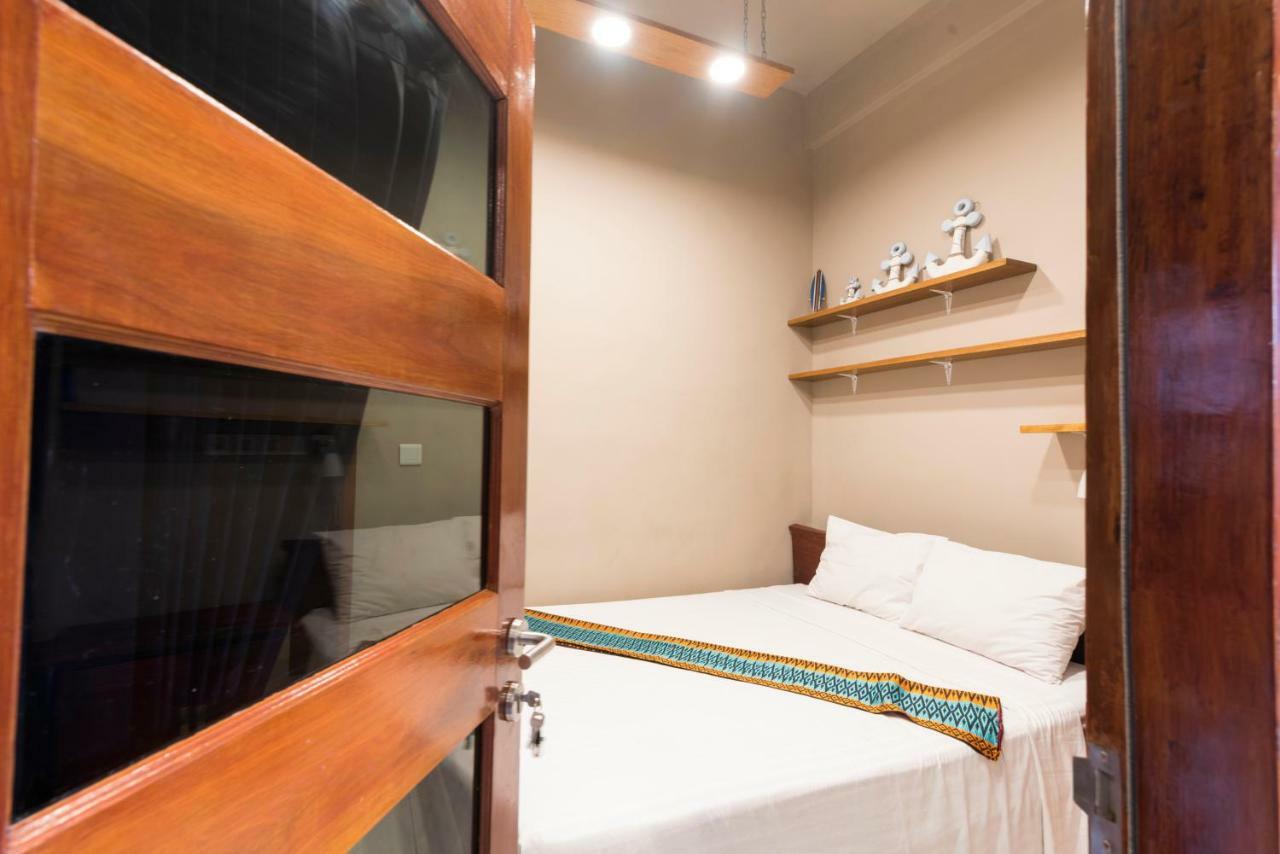 Charlies Shack Lombok Apartment กูตา ภายนอก รูปภาพ