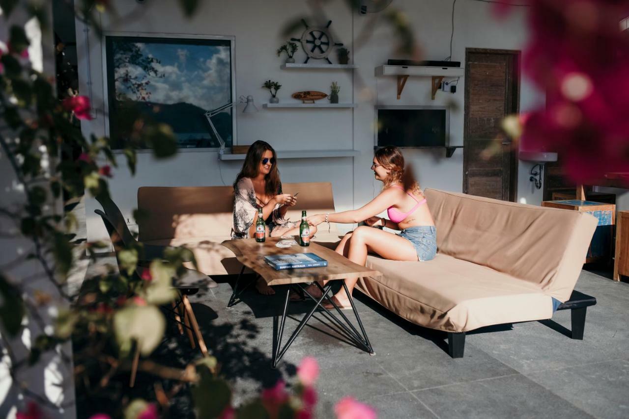 Charlies Shack Lombok Apartment กูตา ภายนอก รูปภาพ